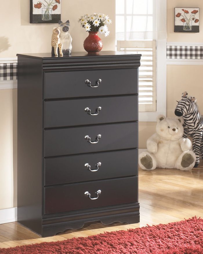 Huey Vineyard - Black - Five Drawer Chest - Image 2