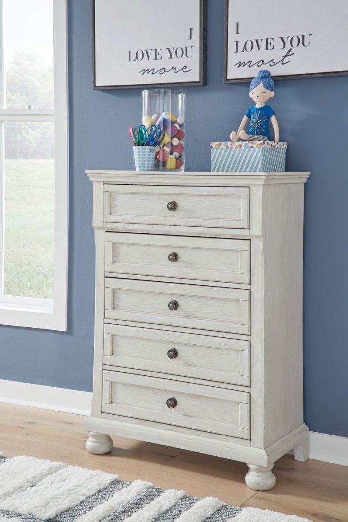 Robbinsdale - Antique White - Five Drawer Chest - Youth - Image 2