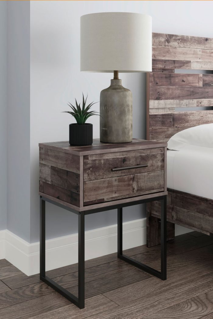 Neilsville - Black / Gray - One Drawer Night Stand - Image 2