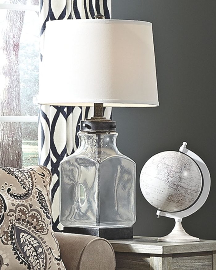 Sharolyn - Transparent / Silver Finish - Glass Table Lamp - Image 4