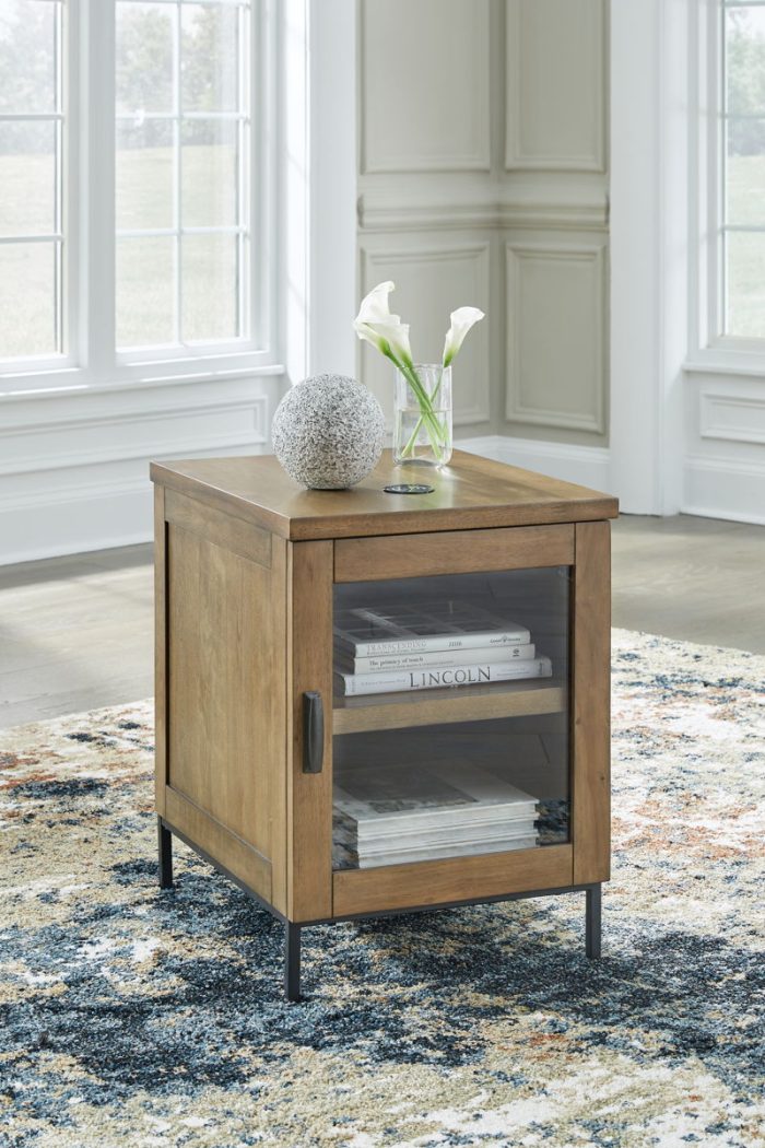 Torlanta - Brown - Chair Side End Table - Image 3
