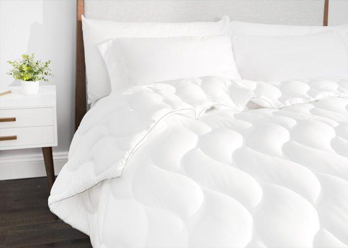 Performance - Ultra Weight Comforter - Image 3
