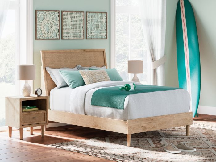 Cielden - Panel Bed - Image 9