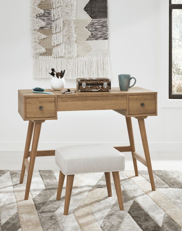 Thadamere - Vanity Stool - Image 6