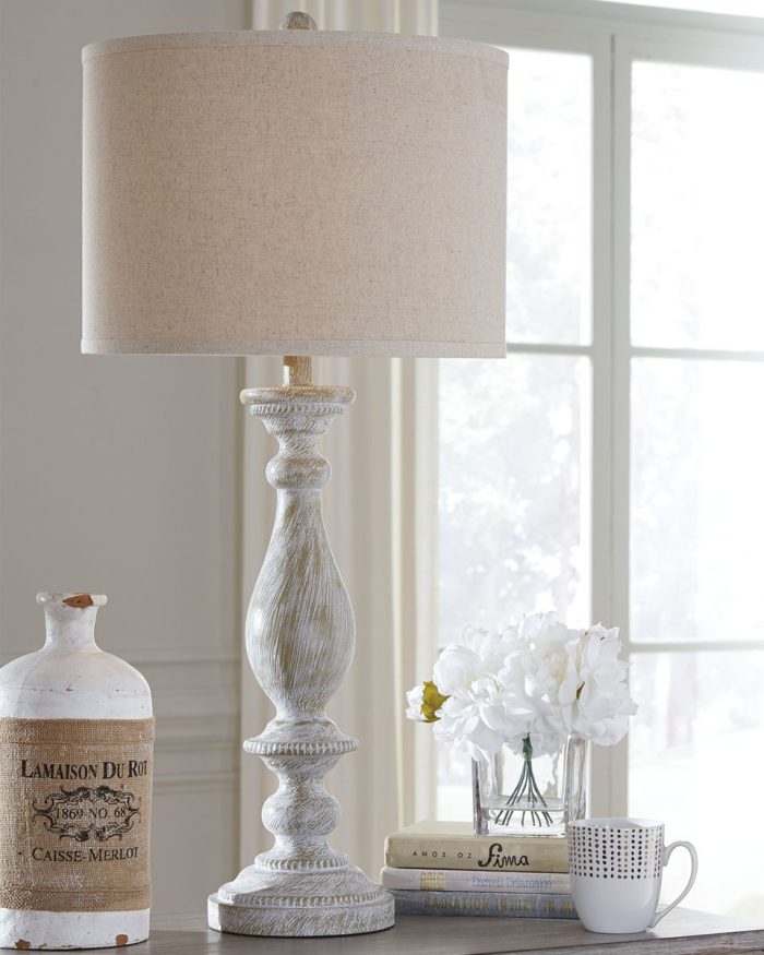 Bernadate - Table Lamp (Set of 2) - Image 3