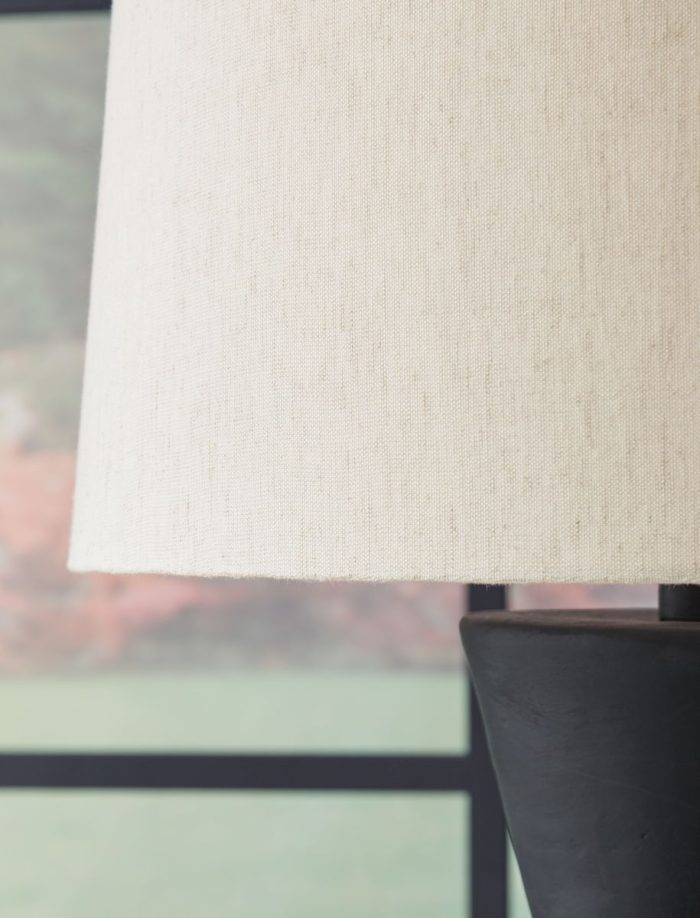 Scarbot - Distressed Black - Paper Table Lamp (Set of 2) - Image 3