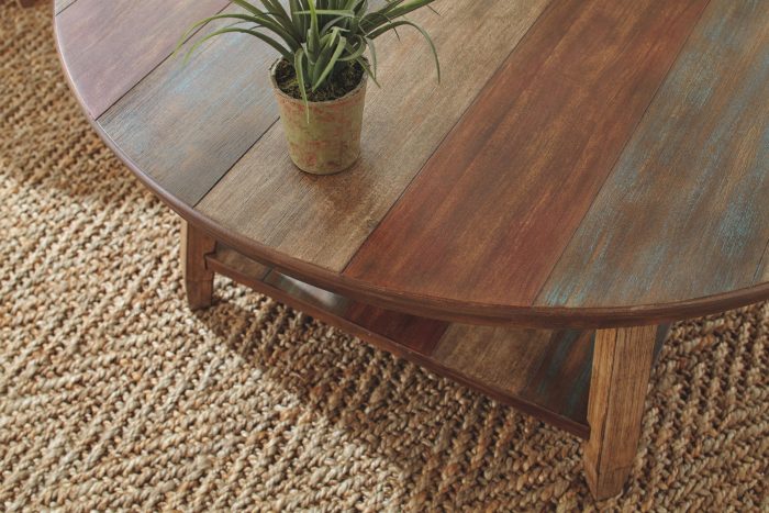 Raebecki - Brown - Occasional Table Set (Set of 3) - Image 3
