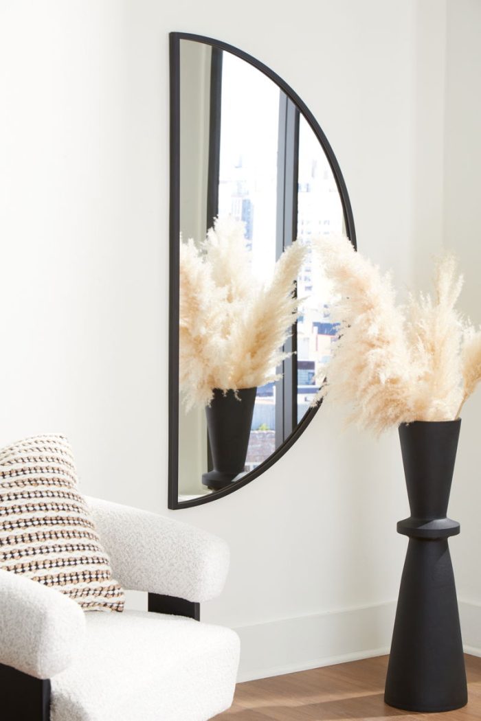 Denlow - Black - Accent Mirror - Image 4