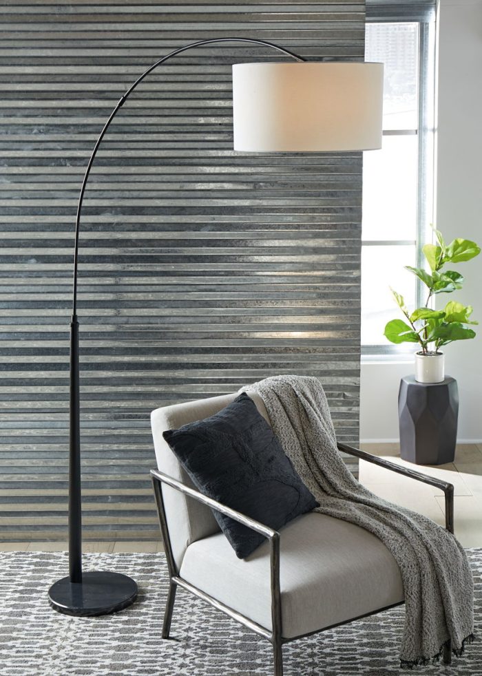 Veergate - Black - Metal Arc Lamp - Image 2