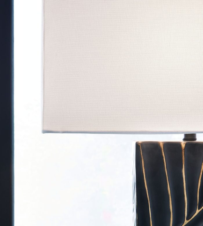 Bartlen - Black / Gold Finish - Poly Table Lamp - Image 4