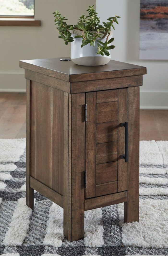 Moriville - Grayish Brown - Chair Side End Table - Image 2