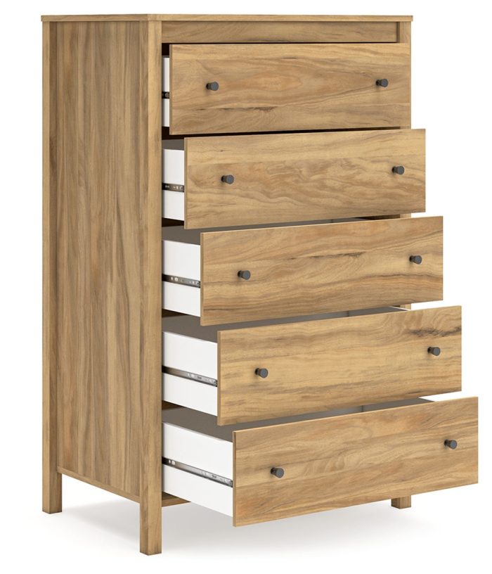 Bermacy - Light Brown - Five Drawer Chest - Image 4