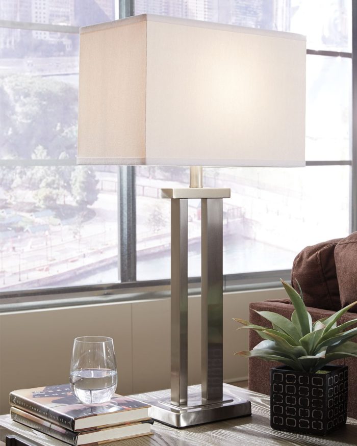 Aniela - Metal Table Lamp Set - Image 2