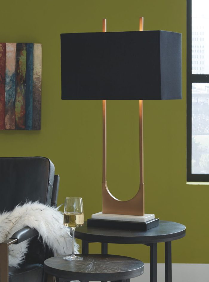 Malana - Brass Finish - Metal Table Lamp - Image 2