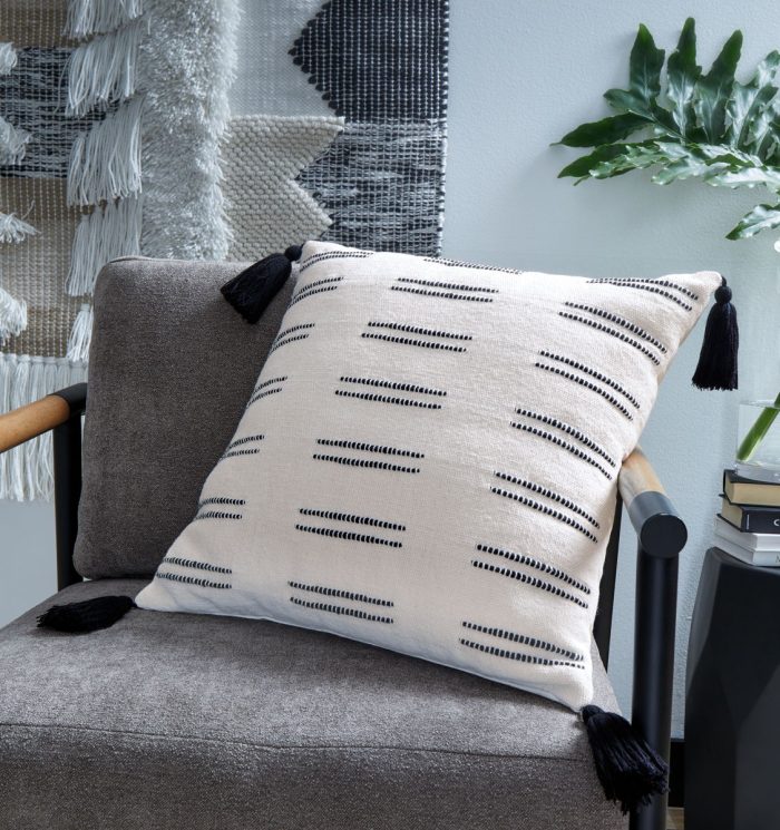 Mudderly - Pillow - Image 2