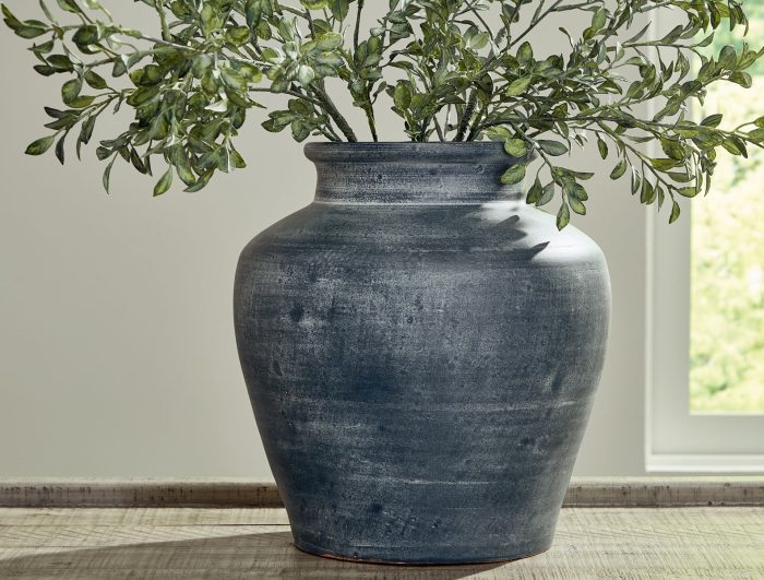 Meadie - 12" Vase - Image 5