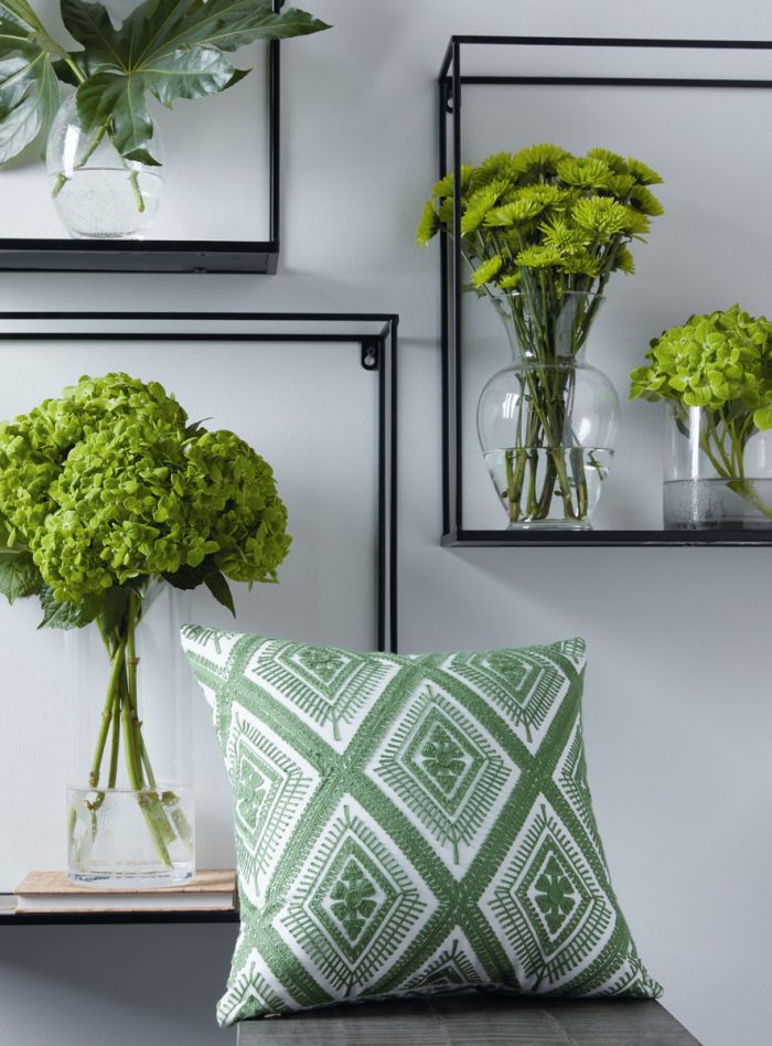 Bellvale - Green / White - Pillow (Set of 4) - Image 3