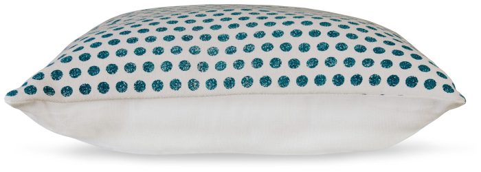 Monique - Pillow - Image 3