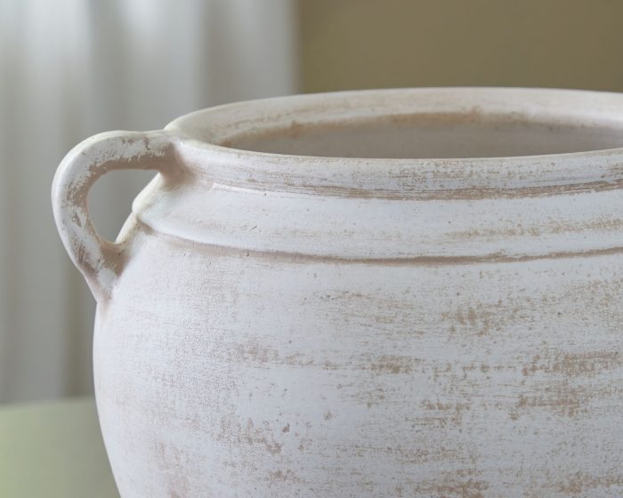 Meadie - 9" Vase - Image 8