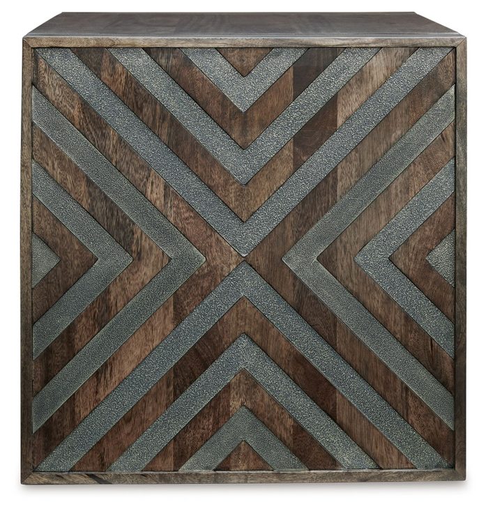 Dreggan - Brown - Square End Table - Image 4