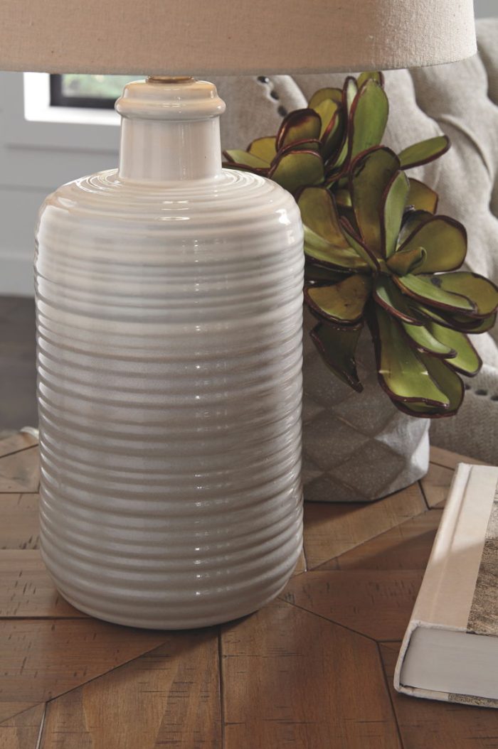 Marnina - Table Lamp - Image 3