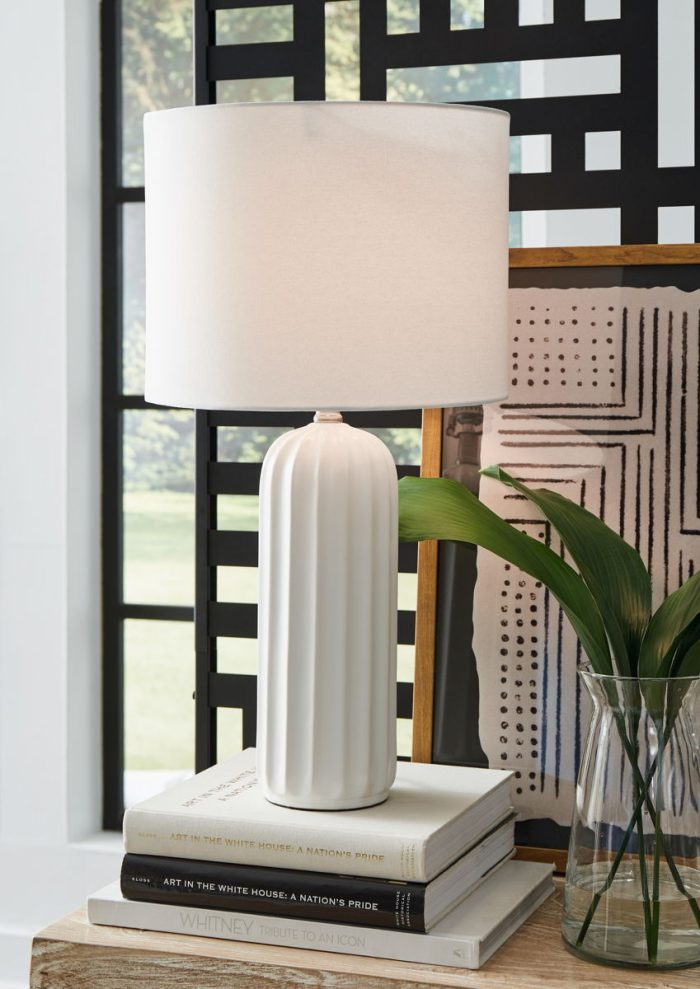 Clarkland - White - Ceramic Table Lamp (Set of 2) - Image 4