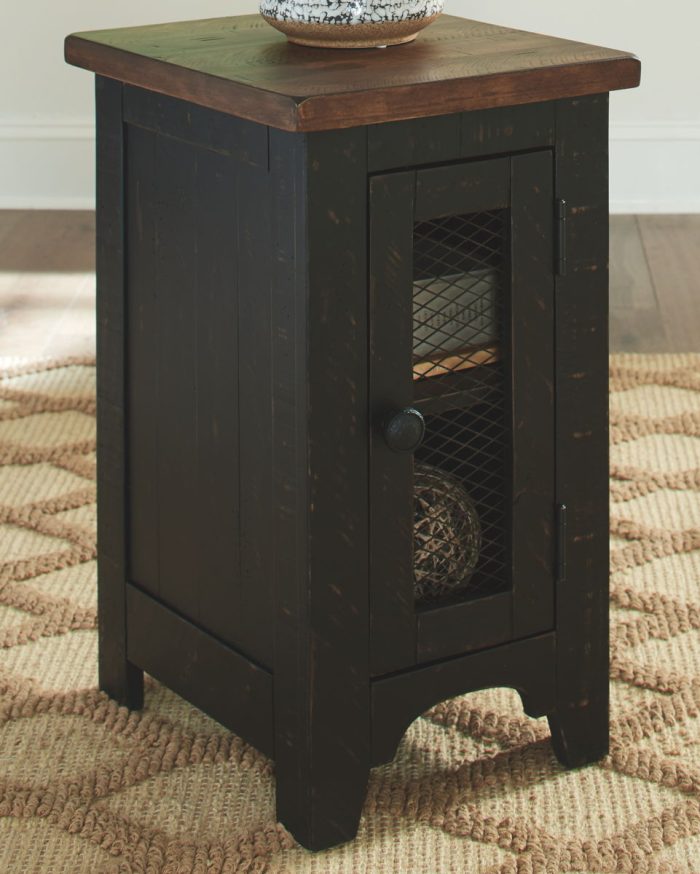 Valebeck - Black / Brown - Chair Side End Table - Image 4