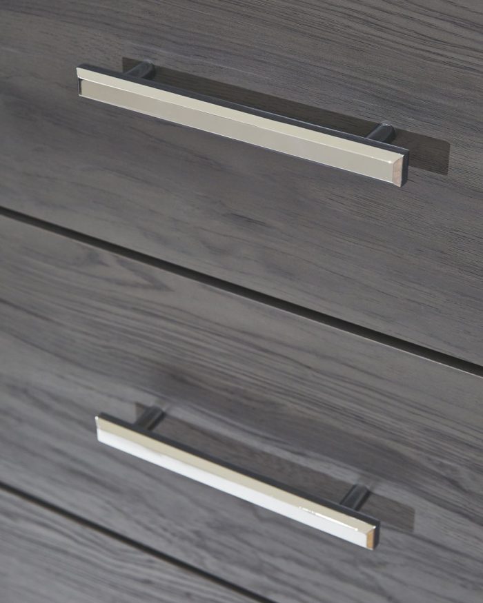 Lodanna - Gray - Five Drawer Chest - Image 2