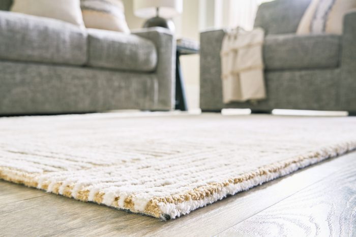 Adanmund - Rug - Image 3