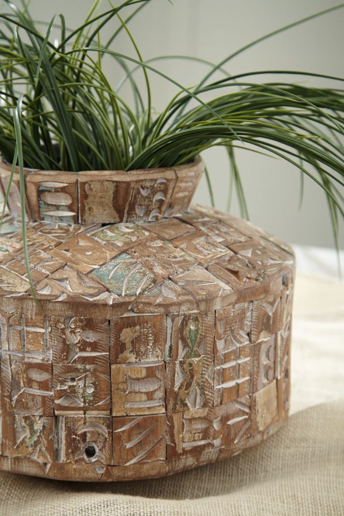 Meltland - Natural / Black - Vase - Square - Image 3