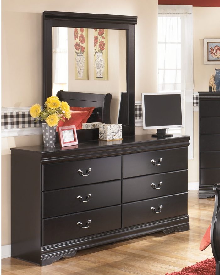Huey Vineyard - Bedroom Set - Image 2