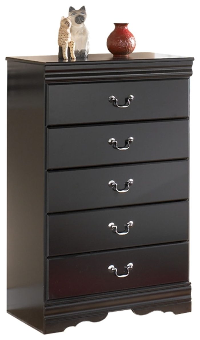 Huey Vineyard - Black - Five Drawer Chest