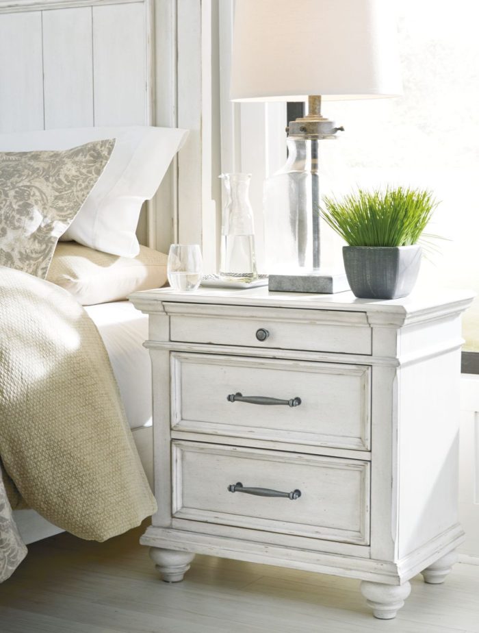 Kanwyn - Whitewash - Three Drawer Night Stand - Image 3