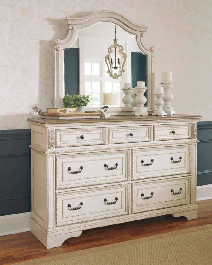 Realyn - Storage Bedroom Set - Image 5