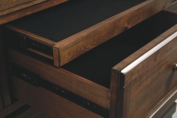 Flynnter - Sleigh Bedroom Set - Image 7