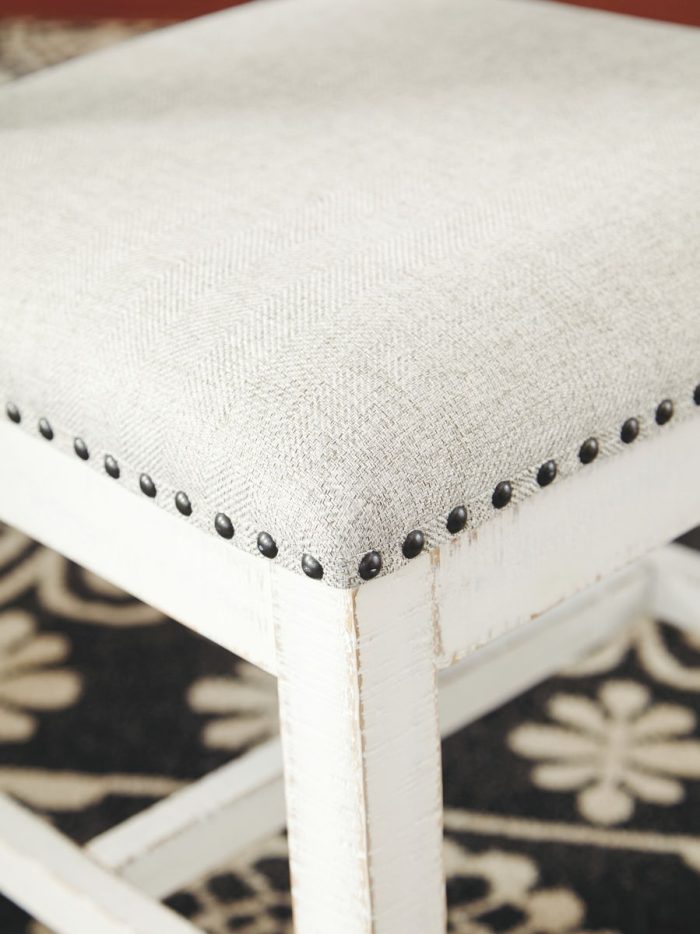 Valebeck - Dining Table Set - Image 5