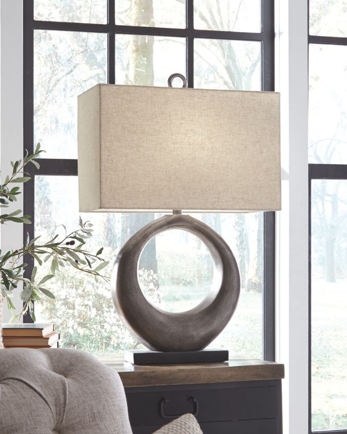 Saria - Antique Silver Finish - Metal Table Lamp - Image 4