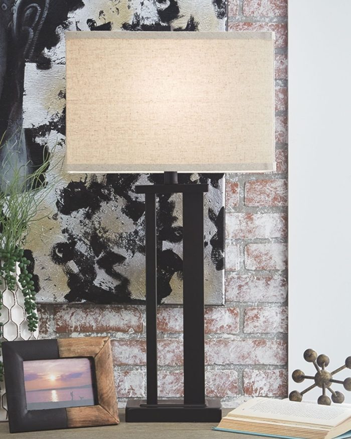 Aniela - Metal Table Lamp Set - Image 3