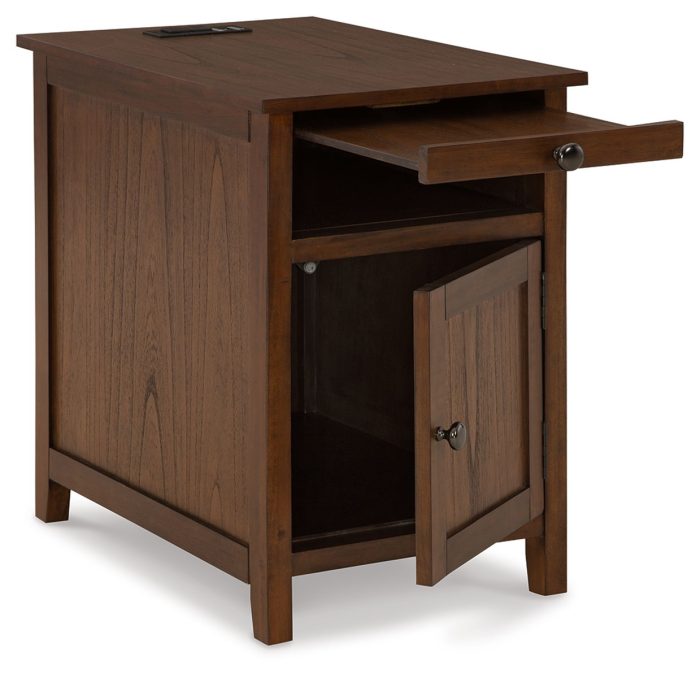 Treytown - Chair Side End Table - Image 9