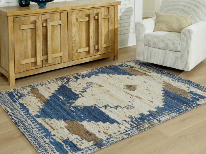 Varnler - Rug - Image 4