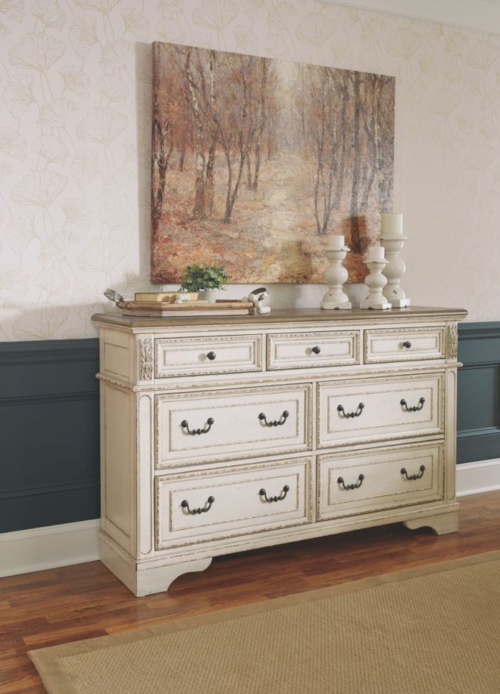 Realyn - Panel Bedroom Set - Image 34