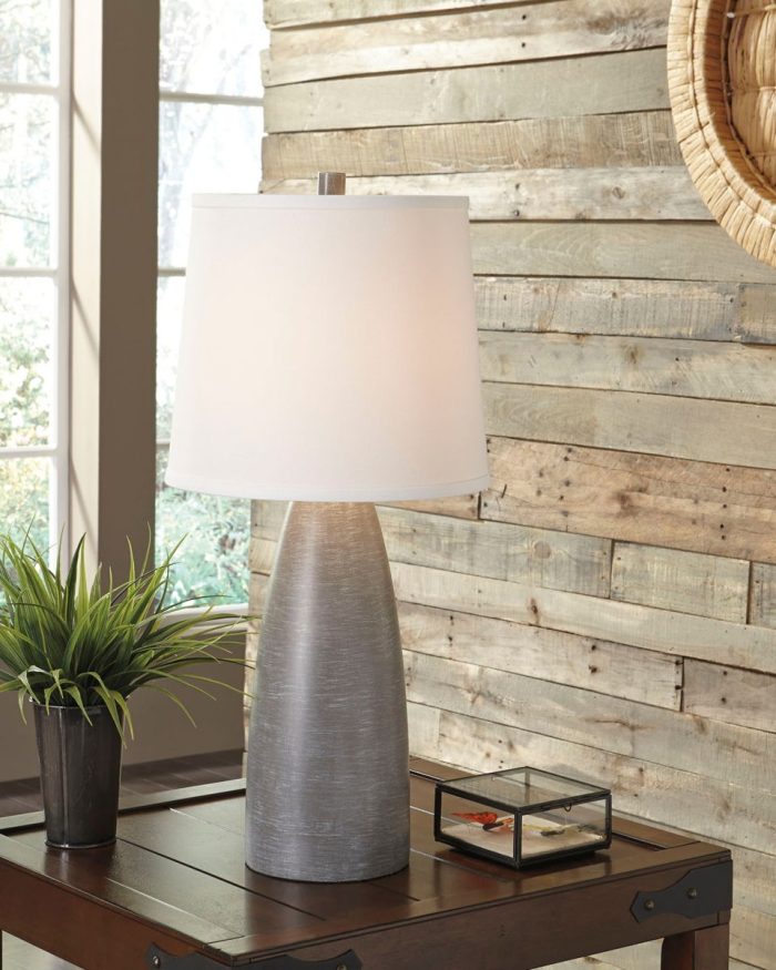 Shavontae - Table Lamp - Image 3