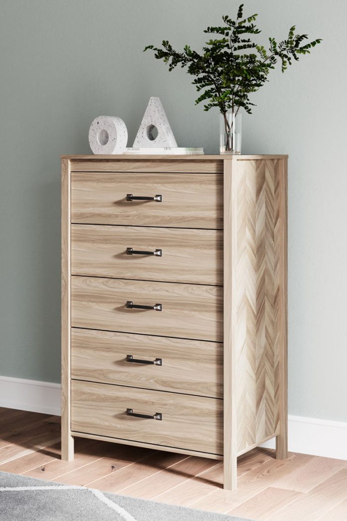 Battelle - Tan - Five Drawer Chest - Image 3