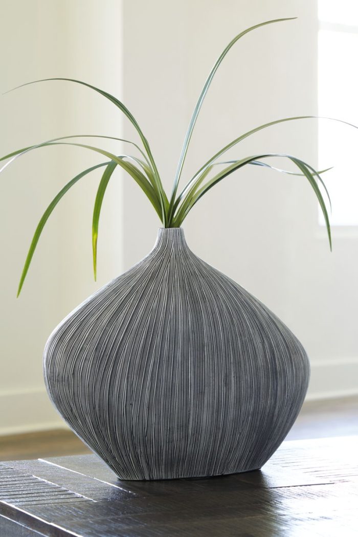 Donya - Vase - Image 3
