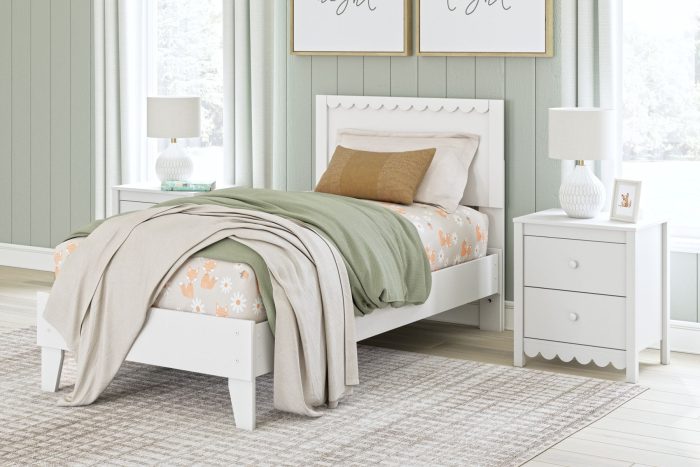 Hallityn - Panel Platform Bed - Image 4