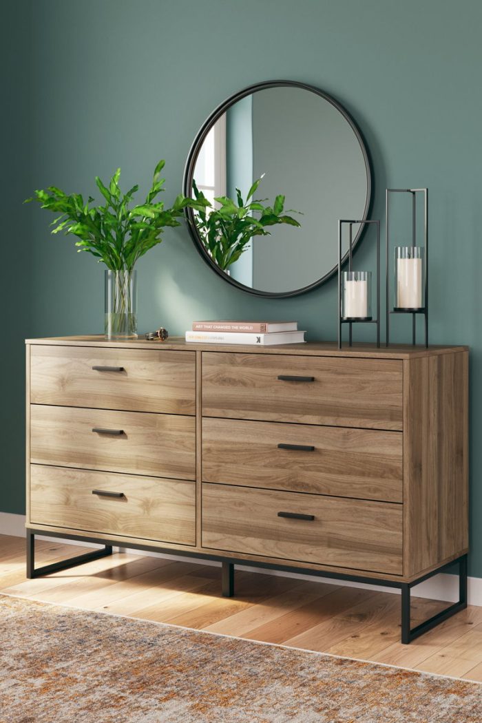 Deanlow - Panel Bedroom Set - Image 5