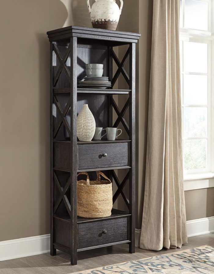 Tyler Creek - Counter Height Table Set - Image 6