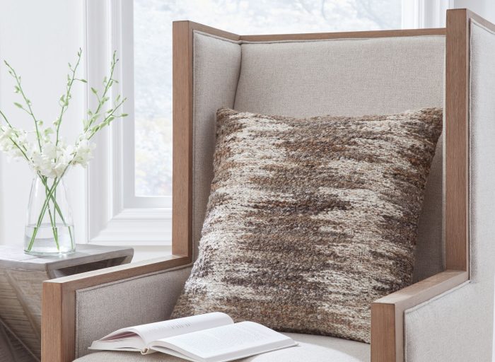 Nealton - Pillow - Image 3