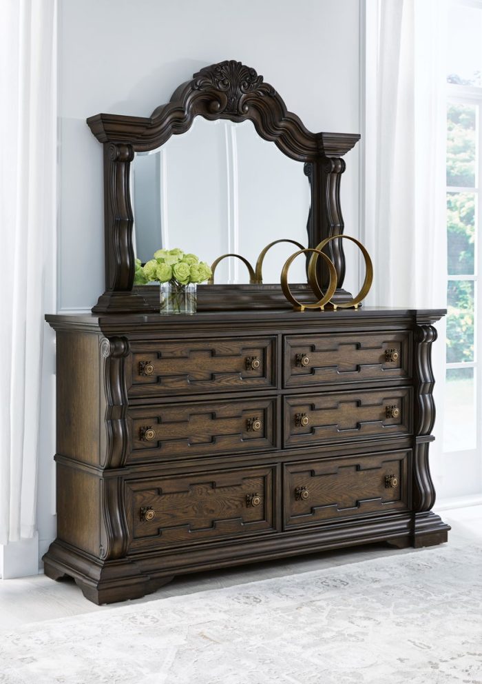 Maylee - Upholstered Bedroom Set - Image 3