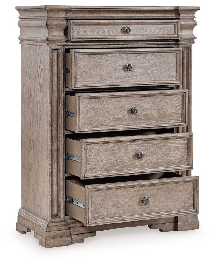 Blairhurst - Light Grayish Brown - Five Drawer Chest - Image 4
